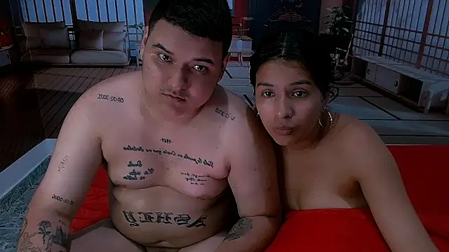 charly_and_laura - Charly_and_laura's free webcam - UK Sex Cams