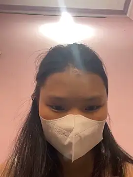 lung-linh webcam stripchat model stream image