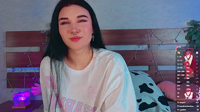 jennifersullivan (F teen) - flash my sweet boobs