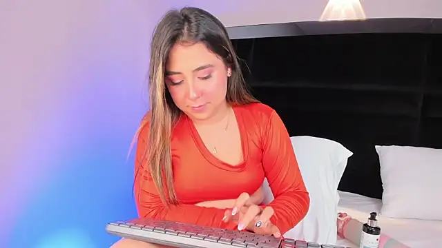  MelodyRey_ chat room