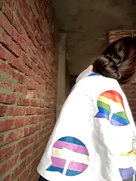 Webcam Model (4U143)  is live.Free join now!