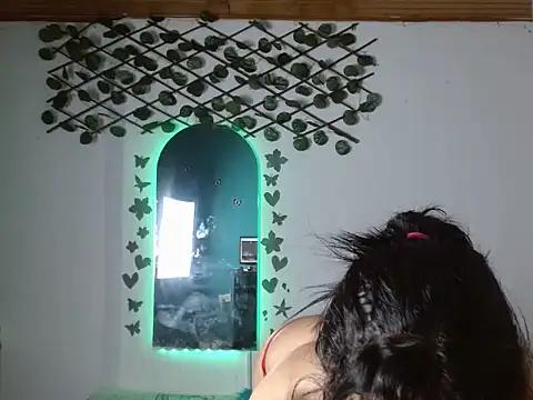  Tifanny_wett chat room