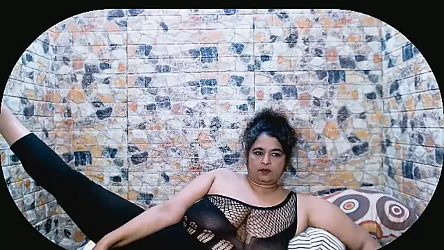 indianstar75 - Indianstar75's free webcam