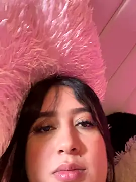 Emiily_Moore1 webcam stripchat model stream image