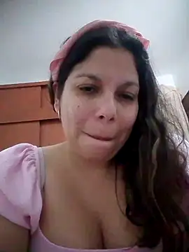  Carliina_Soussa chat room