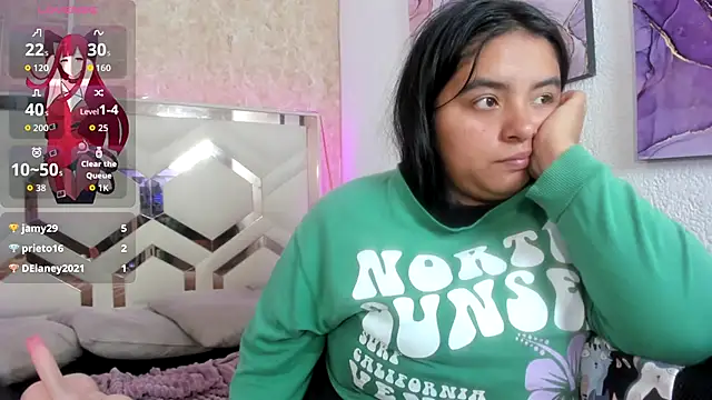  EmilyBrownn_ chat room