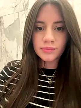 isabella21_ (F young) - LUSH IN ASS AND FINGERS HARD IN PUSSY 🔥