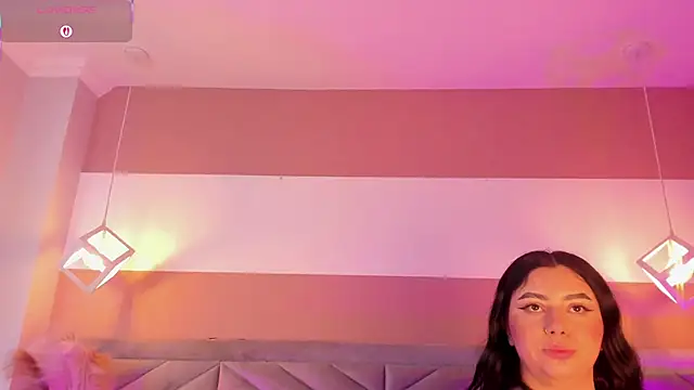 mia_valentine_ - Mia_Valentine_'s free webcam - UK Sex Cams