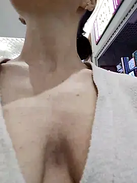 Webcam Model (Brilliant-Queen1)  is live.Free join now!