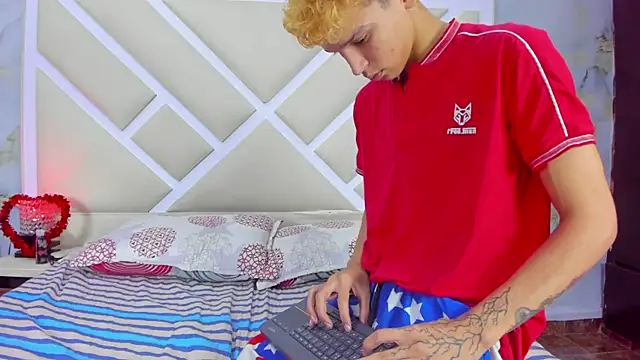  CutestCoupleEver01 chat room