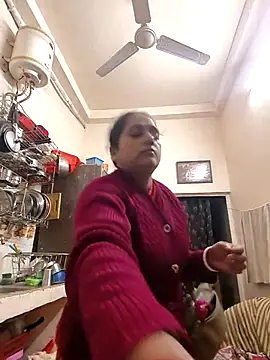 Webcam Model (Hot-Sana2)  is live.Free join now!