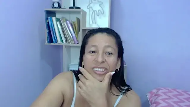 mature_martina - Mature_martina's free webcam