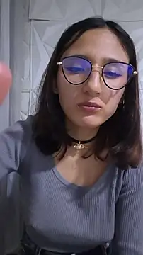 Webcam Model (princess_foxxy)  is live.Free join now!