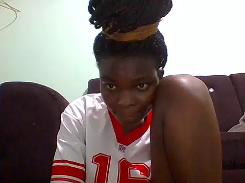 sexxyqueenn22 - Sexxyqueenn22's free webcam - UK Sex Cams