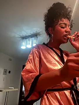 prettytiana_ - PrettyTiana_'s free webcam