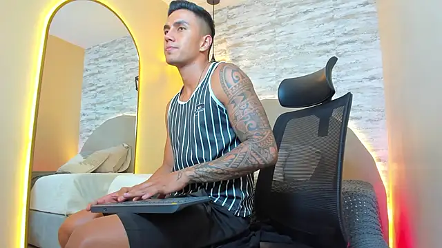 Preview of aron_bolt