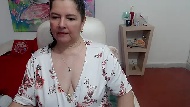 leonela_69