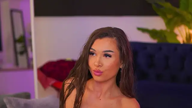 KyssaraPlay from StripChat is Freechat