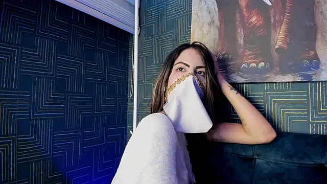 Sharktitiare_ webcam stripchat model stream image