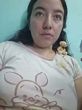 annyaparis (F young) - Hot bath 🔥