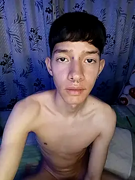 heyy_noah11 (M twink) - Show naked 🤤🤤