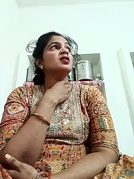 Webcam Model (Mohni_love)  is live.Free join now!