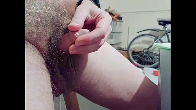 Preview of hairyuncut00