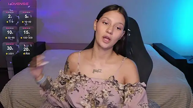 Nikol_Goldysss webcam stripchat model stream image