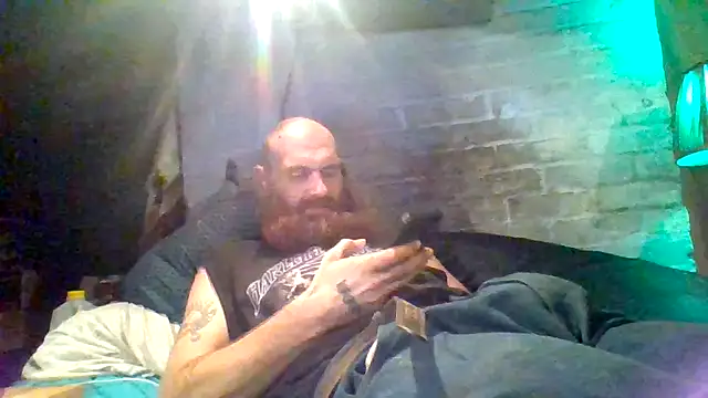 cowboy815 (Ask my age) - work shirtless