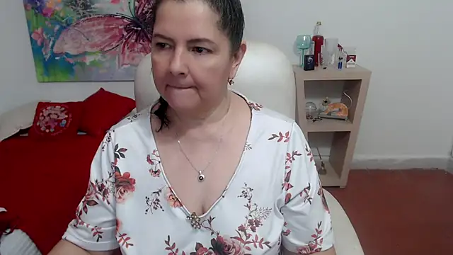 leonela_69