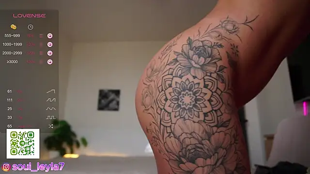 sola_li - Sola_LI's free webcam - UK Sex Cams