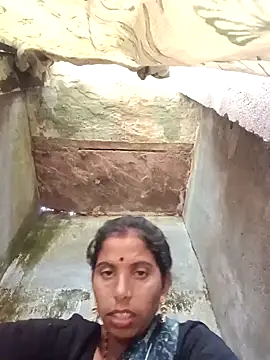 Webcam Model (ALLESA_QRAN)  is live.Free join now!