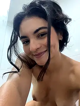 Webcam Model (Cat2525)  is live.Free join now!