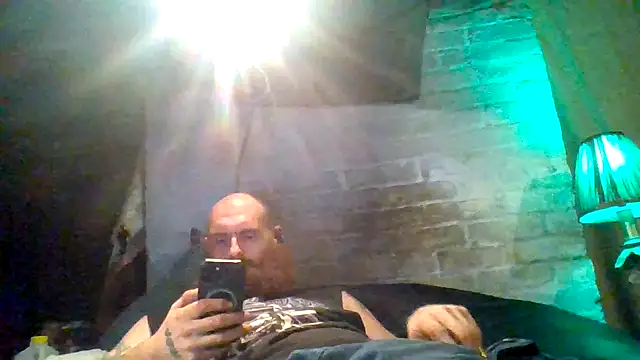 cowboy815 (Ask my age) - work shirtless