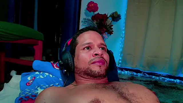 lucasgaeel - LucasGaeel's free webcam - UK Sex Cams