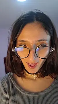 Webcam Model (princess_foxxy)  is live.Free join now!