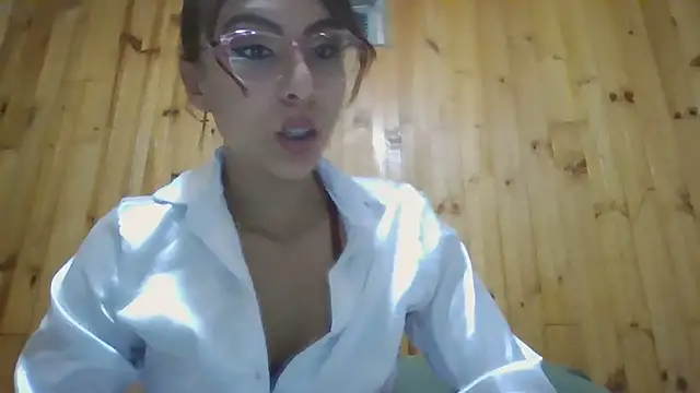 roselingalvis13 - Roselingalvis13's free webcam - UK Sex Cams