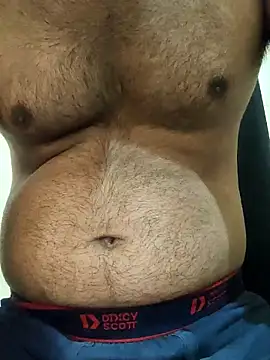 johnysinsr live cam screenshot male on Ufotopia – Live Cams & Video Chat Community