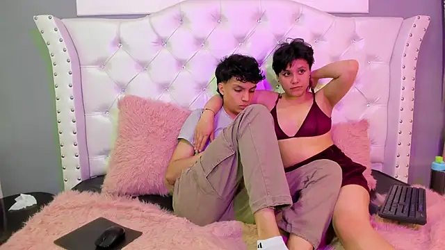 yui_and_rin - Yui_and_rin's free webcam - UK Sex Cams