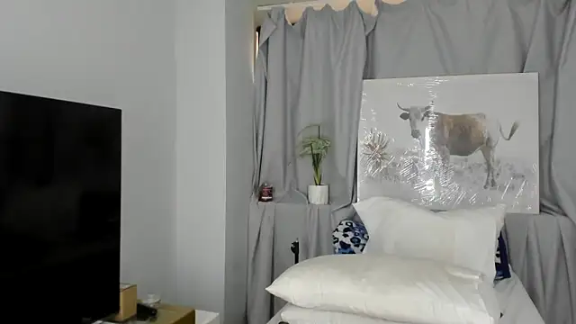 conniesmall24 xxx live show