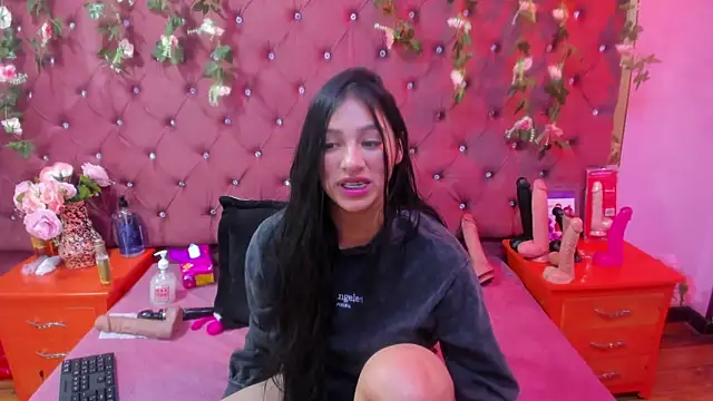 mariana_prin - Mariana_Prin's free webcam - UK Sex Cams