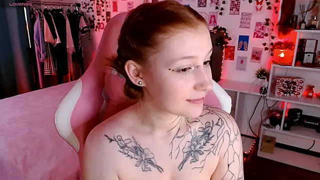  Ayla_Hicks chat room