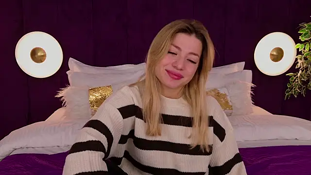  HelenaMorgan chat room