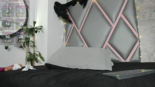 euphoria_07 (F young) - 5 fingers in my pussy