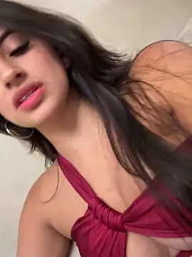 taylor-jonnees (F young) - Doggy tease 🍑 Flash panties