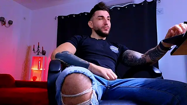 mightyaaron66 (M young) - 𖤐🔥 parTy Time ,House parTy  !  💨𖤐