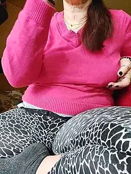 love_tina56 (F mature) - But plug 🔌/Hush lovense🔥buzz my hard