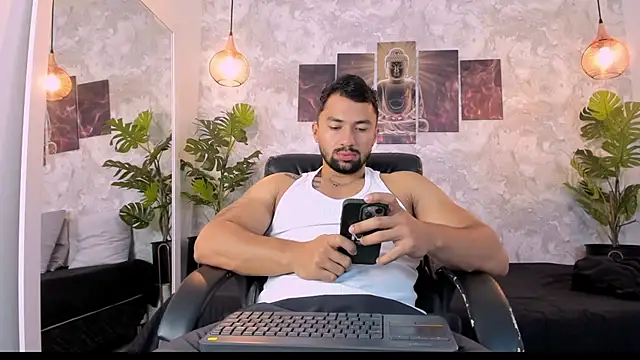 regan__ - Regan__'s free webcam