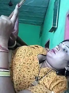 na_shreya - Na_shreya's free webcam - UK Sex Cams