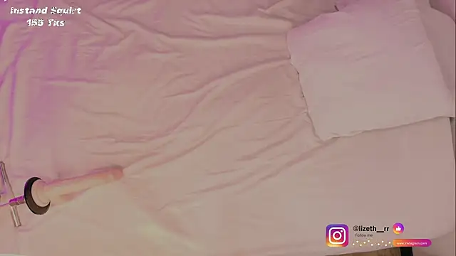 Candle__lz webcam stripchat model stream image